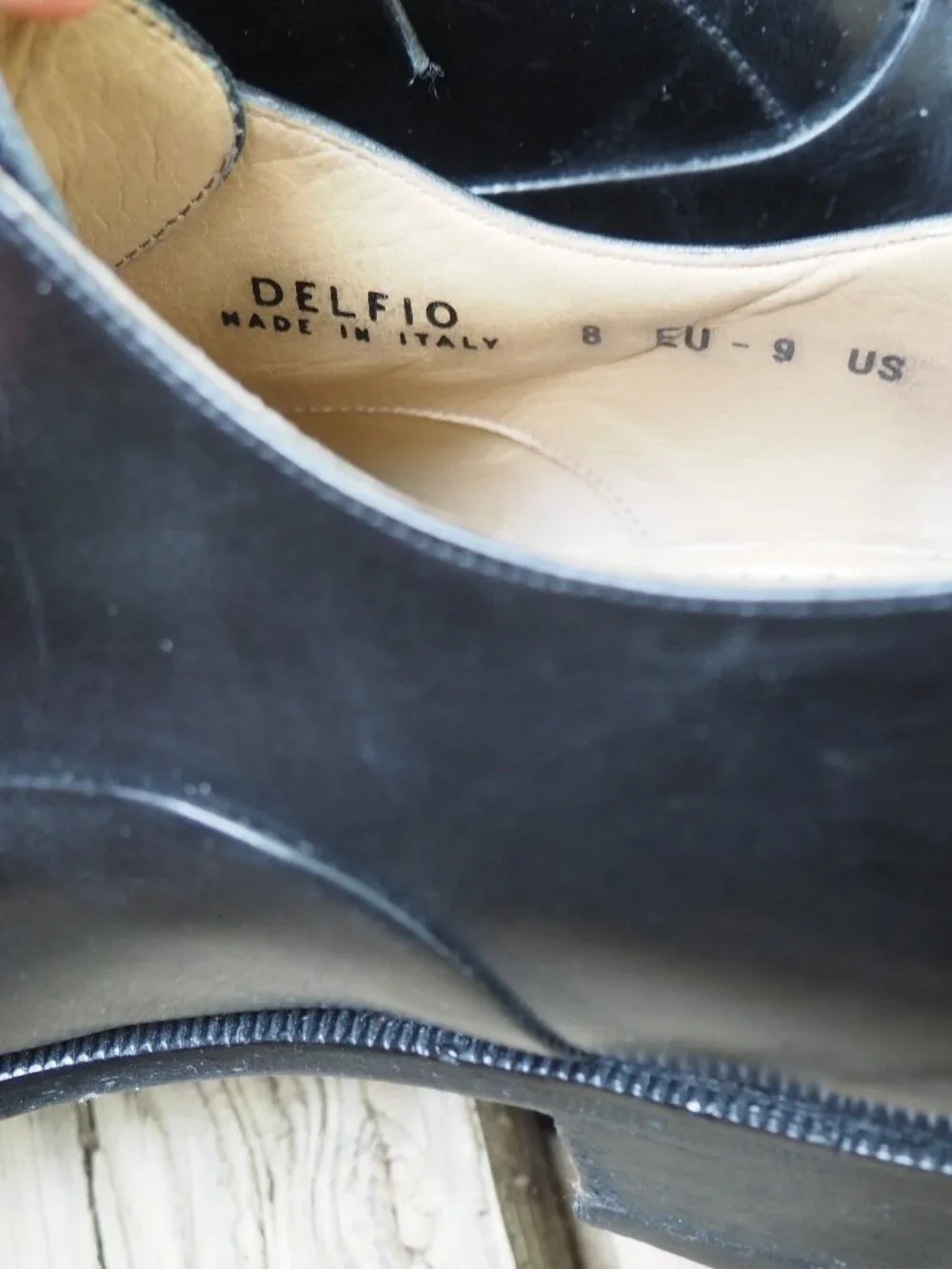vintage Bally Delfio black leather cap toe oxfords UK 8 US 9 made in Italy